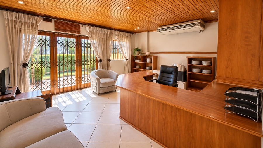 4 Bedroom Property for Sale in Roodewal Free State